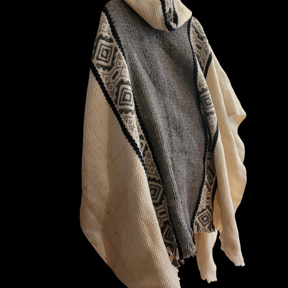 Wool Blend Poncho/Cape Boho With Geometric Pattern Hood & Buttons Beige & Gray - Picture 5 of 14